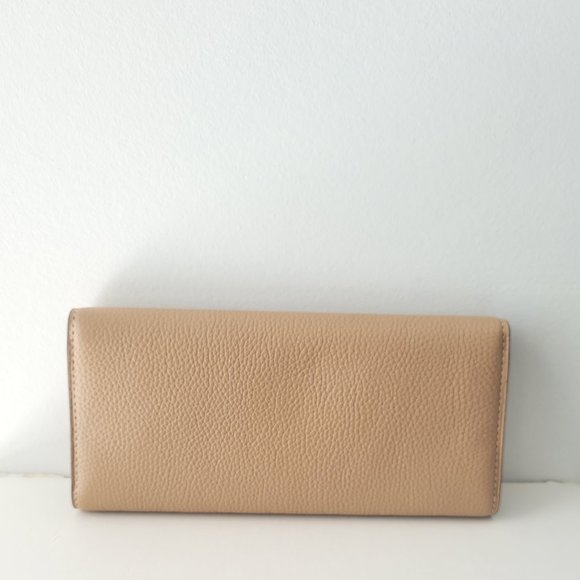 $128 *NWT* COACH Taupe LARGE Leather Wallet